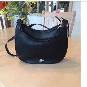 SOLD ⭐️ Coach Nomad 🖤 Black